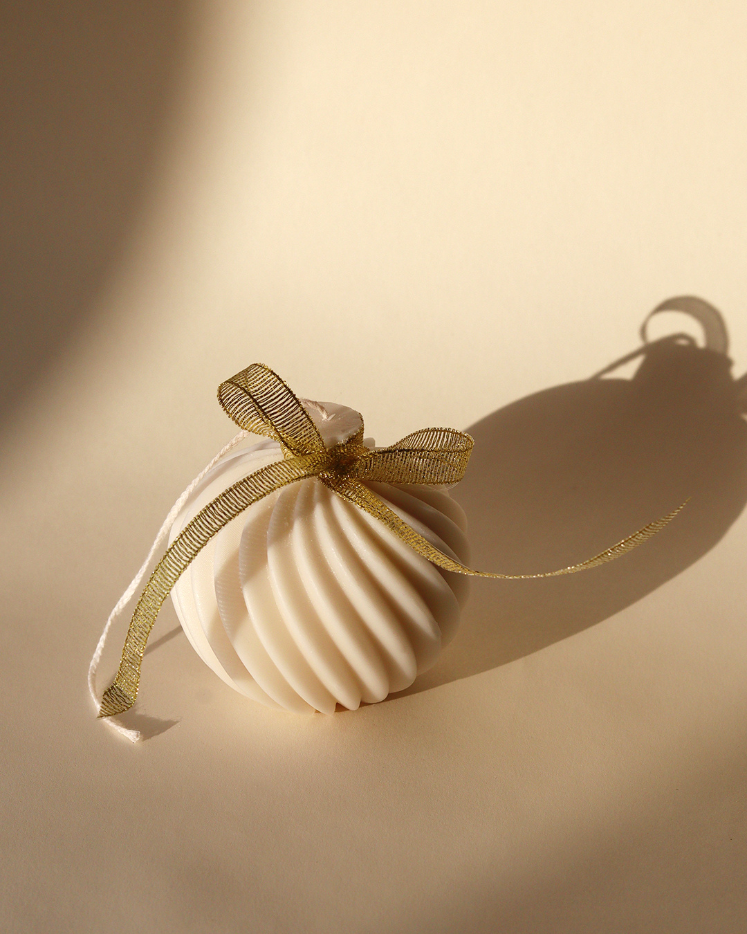 Christmas Ball Candle